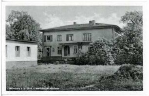 Nünchritz. Landambulatorium