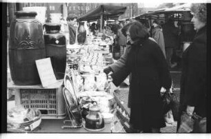 Kleinbildnegative: Markt, John-F.-Kennedy-Platz, 1980