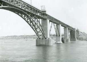 Dnjeprbrücken, 1942-1943