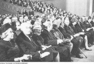 Dresden, verschiedene kirchliche Veranstaltungen, Fronleichnam, Jüdische Gemeinde Dresden, Katholische Gemeinde "St. Petrus" Dresden-Strehlen, Aktion "Sühnezeichen", Evangelisch-Lutherisches Diakonenhaus Moritzburg, Vater Höhne Haus, Gedenkveranstaltung des Verbandes der Jüdischen Gemeinde Dresden zu "20 Jahre Kristallnacht", Juni 1957 / November 1968