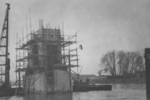 Wiederaufbau der Straßenbrücke Worms/Rhein
