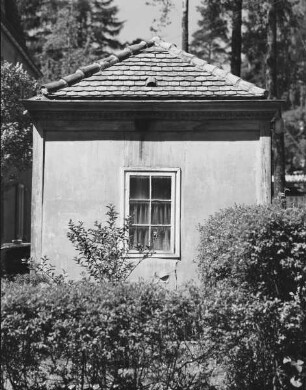 Einfamilienhaus ("Tessenowhaus") — Gartenhaus