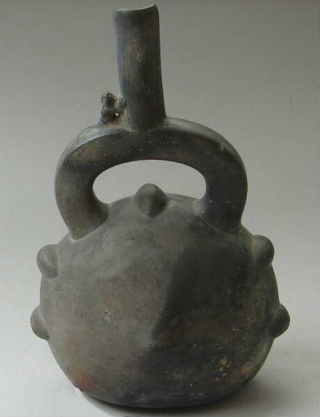 Clay vessel