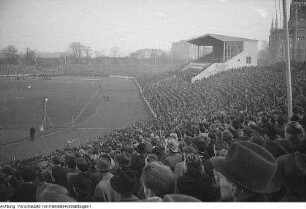 Dresden, Heinz-Steyer-Stadion, Massenveranstaltung (Fußball), 1952