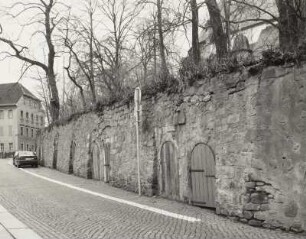Friedhofsmauer