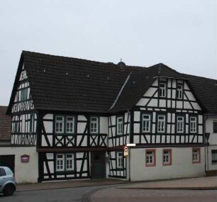 Hofanlage; Roßdorf, Erbacher Straße 5