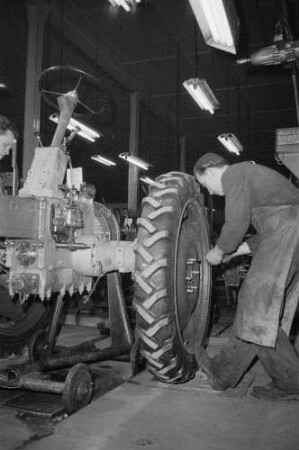 ? : Bitterfeld. VEB Elektrochemisches Kombinat Bitterfeld.