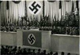 Adolf Hitler spricht im Sportpalast zum 7. Jahrestag der Machtergreifung