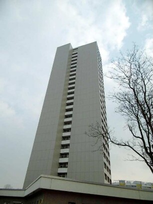 Berlin: Hochhaus Platz der Vereinten Nationen 1-2
