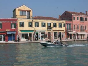 Murano : Blick auf den Hauptkanal der Glasbläserinsel Murano. Aufgenommen im Februar 2005. Foto: Uwe Gerig