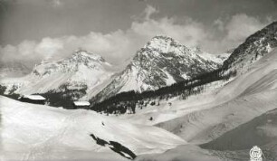 Graubündener Alpen. Inner Arosa gegen Meyenfelder Furka und Schießhorn. Blick nach Osten