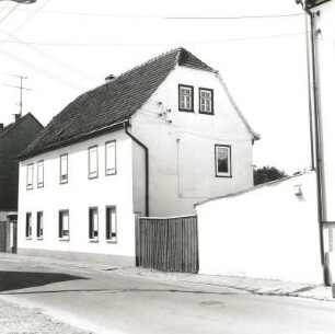 Markranstädt, Krakauer Straße 1. Wohnhaus (1801/1900). Straßenansicht
