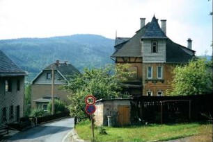 Häuser und Straßenraum