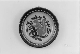 Schale mit Ritzdekor