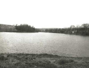 Pfaffroda-Dittmannsdorf. Dittmannsdorfer Teich (Stausee). Blick von der Dresdner Straße von Südosten