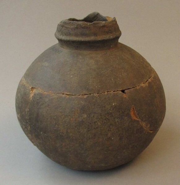 Clay vessel