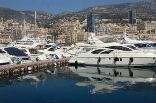 Monte Carlo - Hafen und Stadtzentrum : Hafen und Stadt Monte Carlo 2006