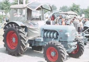 Radtraktor