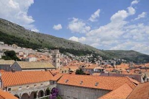 Dubrovnik - Stadtübersicht : Stadtübersicht von der Stadtmauer. Aufgenommen am 2. Juli 2010 in Dubrovnik