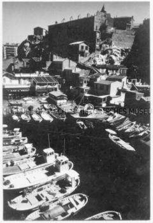 Blick auf den Hafen von Marseille (Altersgruppe 14-17)