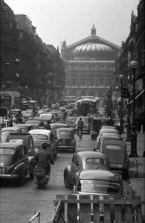 Paris: Av. de l'Opera, mit Oper