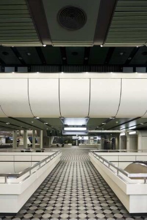 Internationales Congress Centrum & ICC — Mittelfoyer
