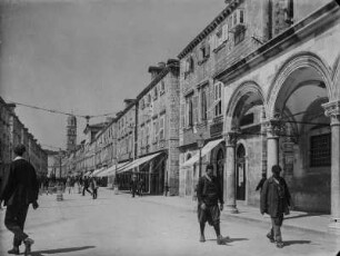 Flaniermeile : Hauptgeschäftsstraße von Dubrovnik