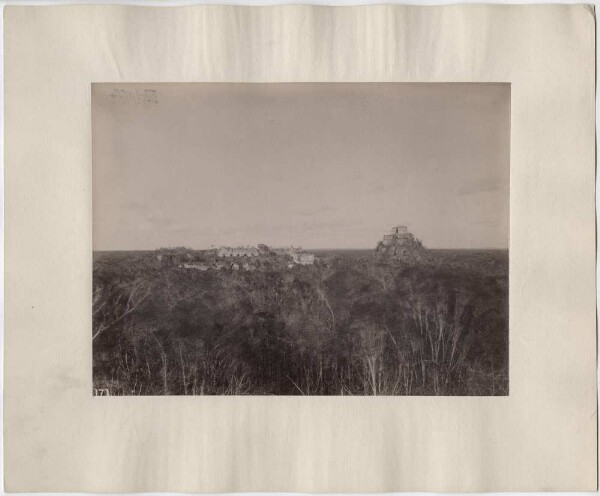 House of the nuns and fortune-telling pyramid.