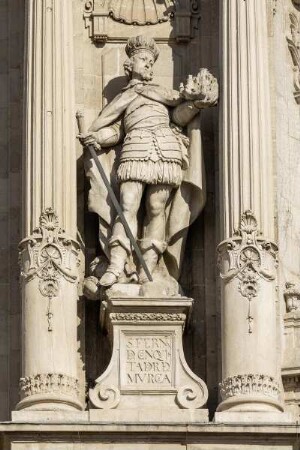 Westfassade — San Fernando III und San Hermengildo — San Fernando III