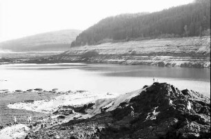Schluchsee: Der leere Schluchsee; Ostteil Richtung Seebrugg des Restsees