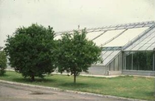 Fotografie: Gartenbautechnik-Gewächshaus, Bau