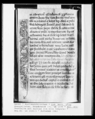 Evangelistar: Textseite, fol. 40v mit Initiale I