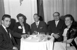 Madrid (Spanien): Empfang im Hotel Ritz; am Tisch