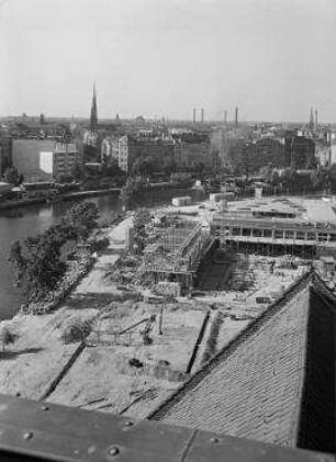 180° Panorama, Bild 1 von 11. Blick von der Hansa-Schule über das Baugelände der Interbau 57 Richtung Wohnhaus Giraffe. Berlin-Hansaviertel, Altonaer Straße