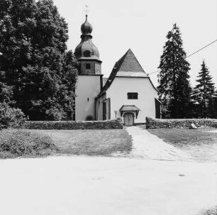 Evangelische Pfarrkirche; Niedernhausen, Pfarrstraße 16, Pfarrstraße, Oberseelbacher Straße 10, Oberseelbacher Straße, In den Weidengärten