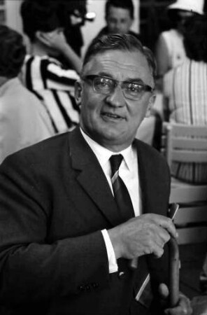 13. Tagung 1963 Medizin; Gruppen beim Bayrischen Frühstück: Hugo Th. Theorell