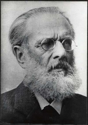 [Portrait of Carl Stumpf]