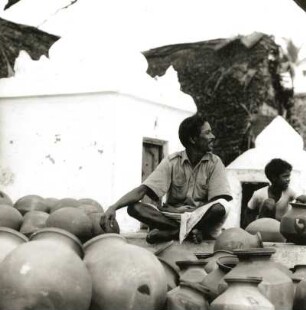 Madras, Indien. Töpfermarkt
