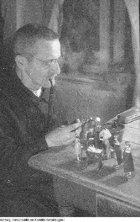 Seiffen, Spielzeugherstellung in Heimarbeit, 1945