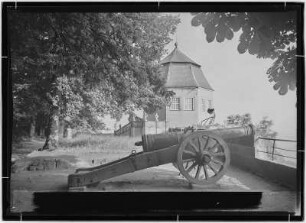 Festung Königstein. Friedrichsburg mit Kanone