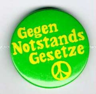 "Gegen Notstandsgesetze"