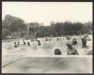 Freibad Schwarzenbrink. Detmold. Heidenoldendorf. Freibadstr. 66. Papierabzug