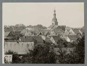 Belzig. Brandenburg. Panorama der Stadt. In der Bildmitte der Turm der romanischen Stadtkirche St. Marien