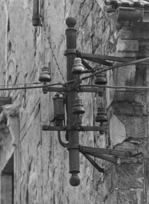 Dresden-Leipziger Vorstadt. Fabrikgebäude. Elektroverteilung an einem Gebäude