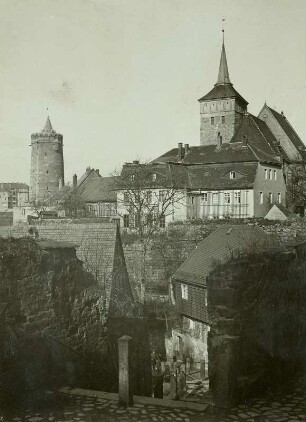 Bautzen. Stadtteilansicht mit Alter Wasserkunst und Michaeliskirche