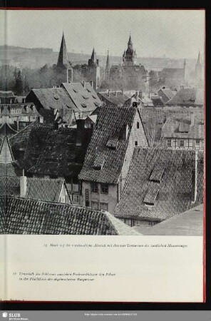 19 Blick auf die nordwestliche Altstadt mit den vier Tortürmen des westlichen Mauerringes