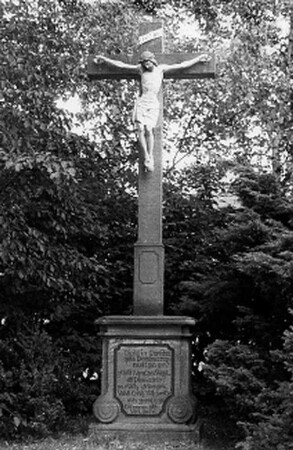 Alter Friedhof, Wegkreuz; Kelkheim, Frankenallee