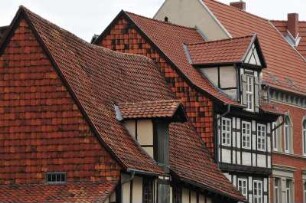 Quedlinburg - Ziegeldächer von Fachwerkhäusern : Ziegeldächer von Fachwerkhäusern in der Altstadt. Aufgenommen am 15. Juli 2012 in Quedlinburg