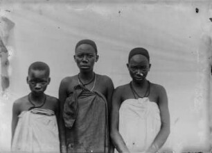 Personenaufnahme (Deutsch-Ostafrikaexpedition 1906-1907)