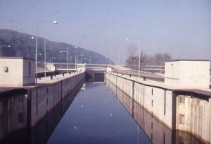 Oberesslingen, Schleuse, flussabwärts